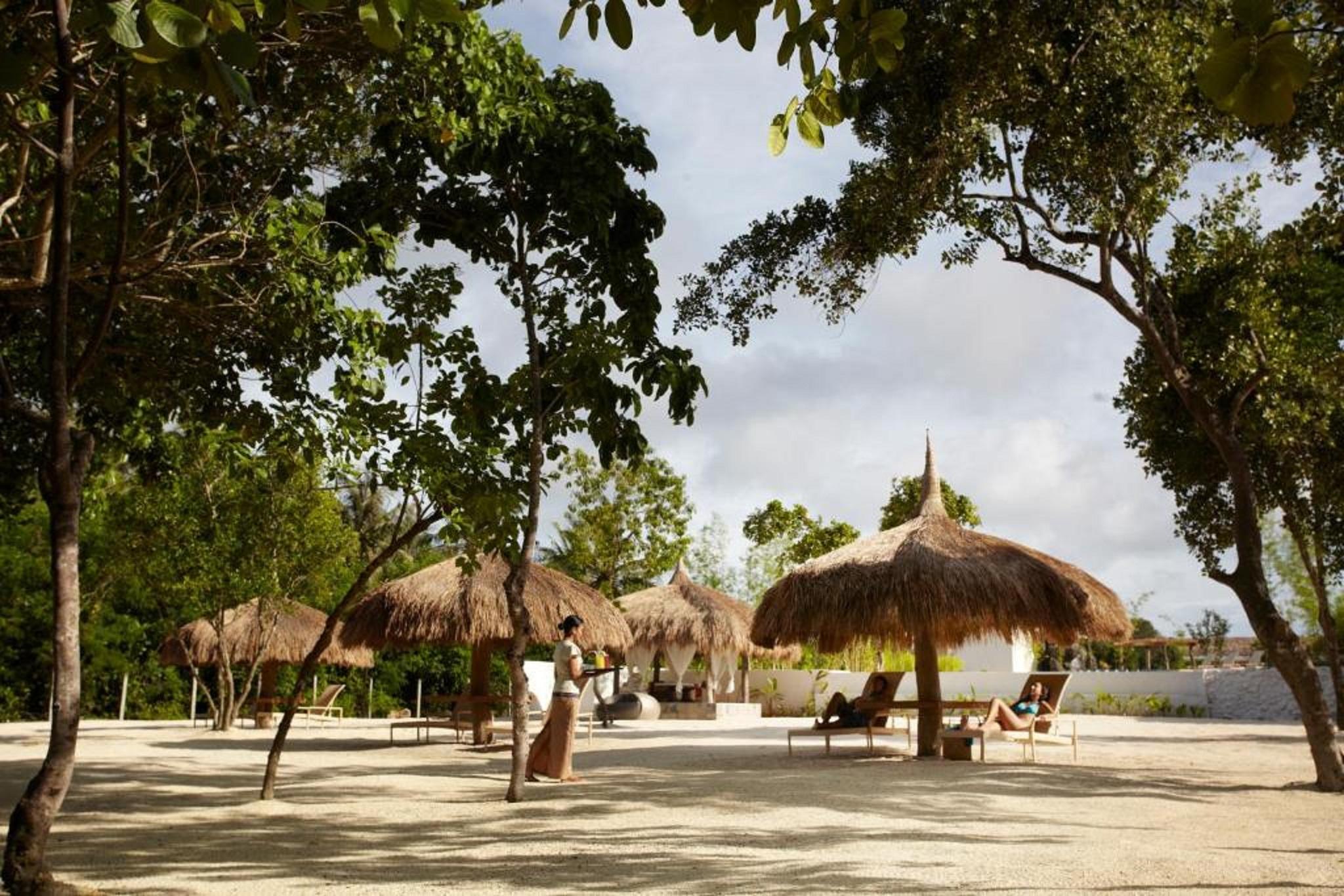 Bluewater Panglao Resort Екстер'єр фото