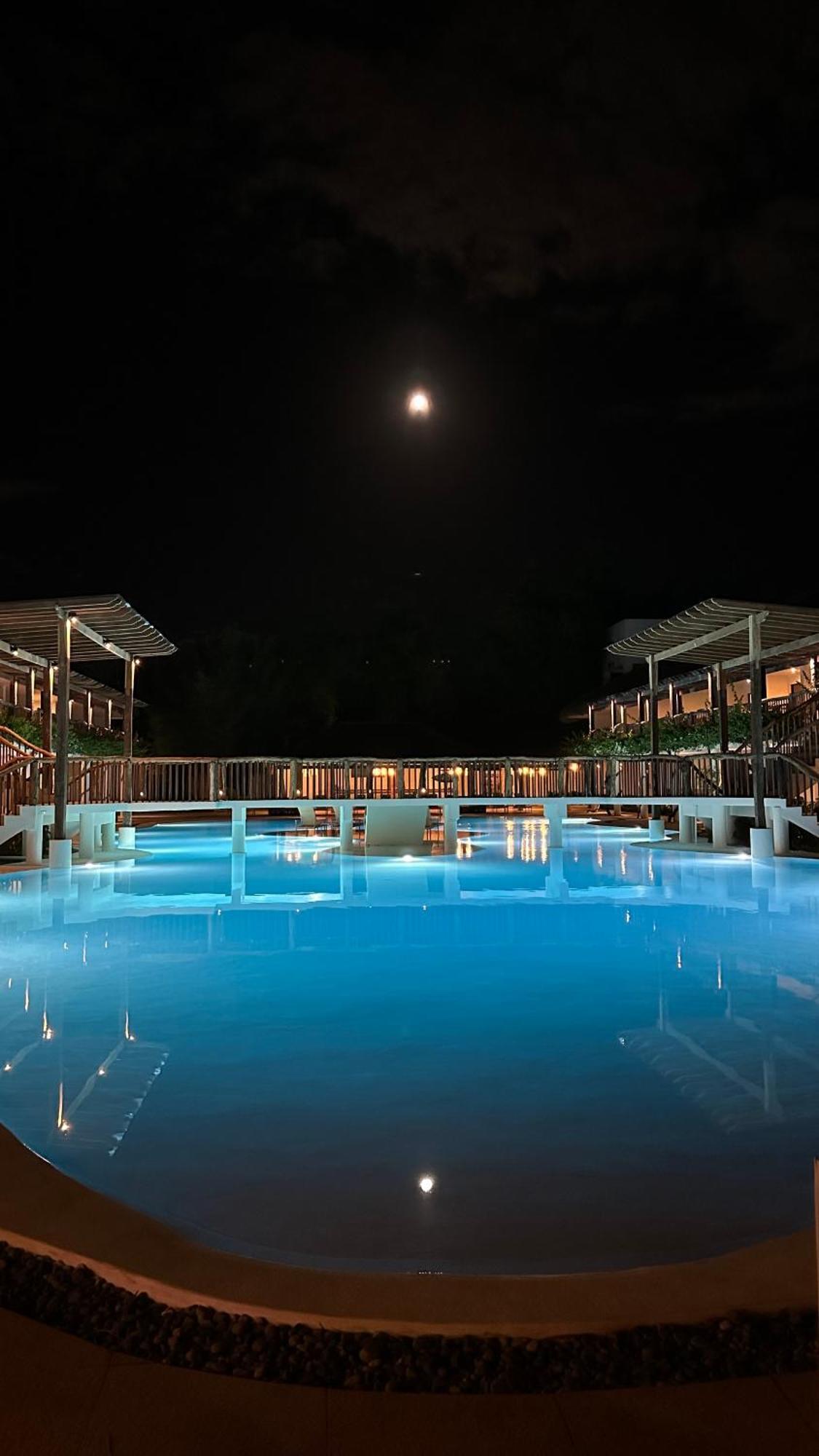 Bluewater Panglao Resort Екстер'єр фото