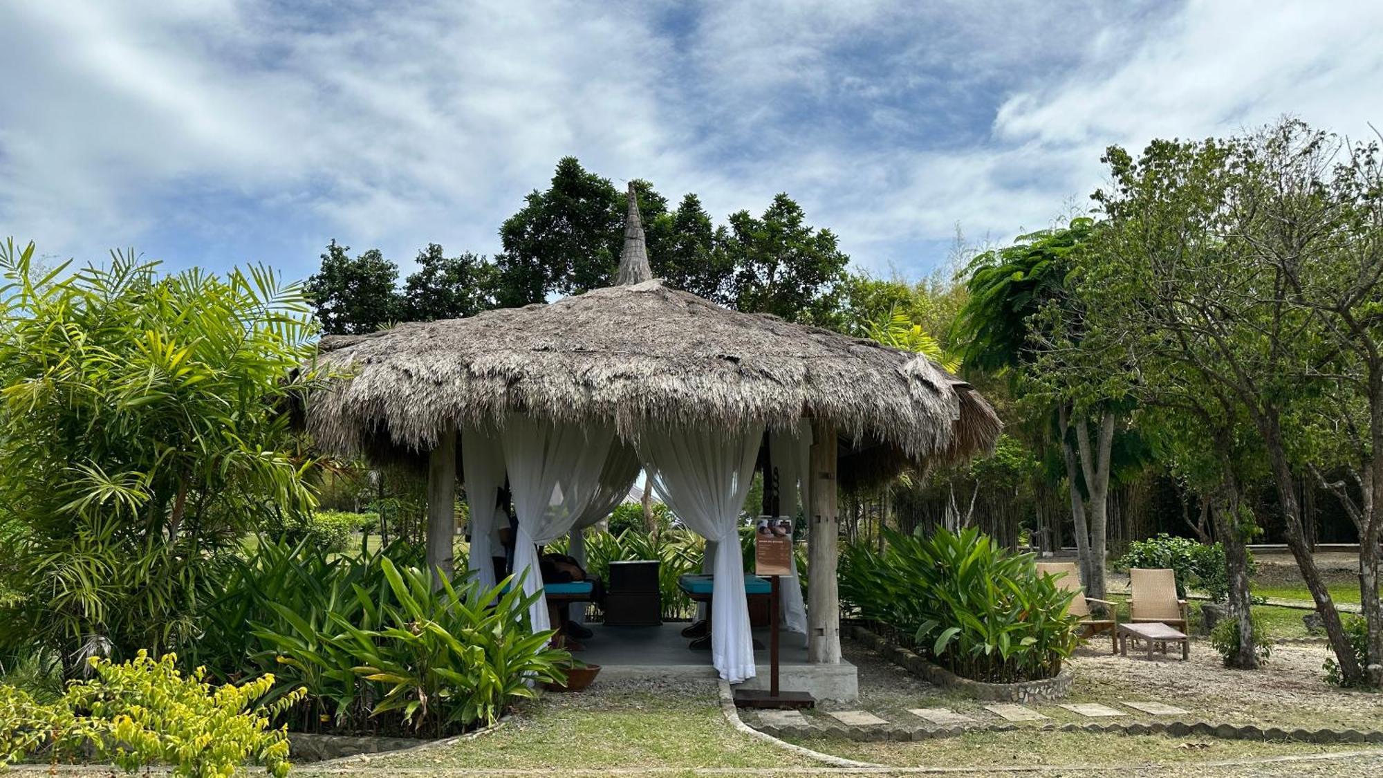 Bluewater Panglao Resort Екстер'єр фото
